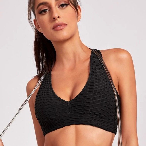 Light Support Criss Cross Back Textured Sports Bra - Picture 1 of 2